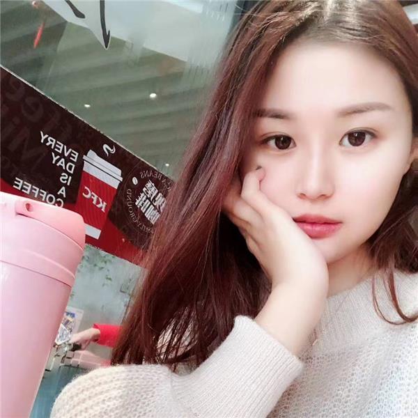 德州学院学生妹  混血  少数民族 真不错很多很嫩